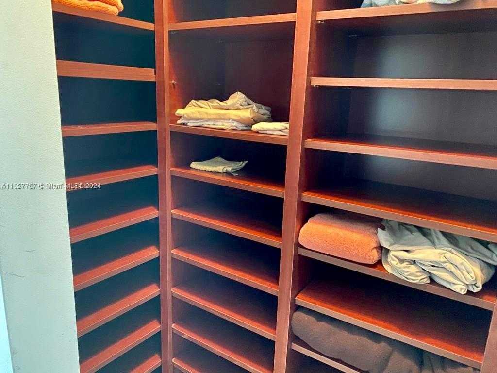 Small Image of 16699 COLLINS AVE #1504, Sunny Isles Beach Number 8