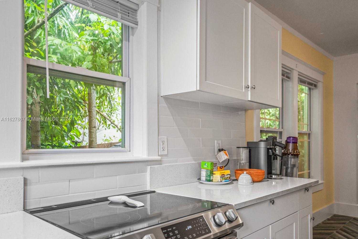 Small Image of 46 NE 43rd St, Miami, FL 33137, USA Number 13