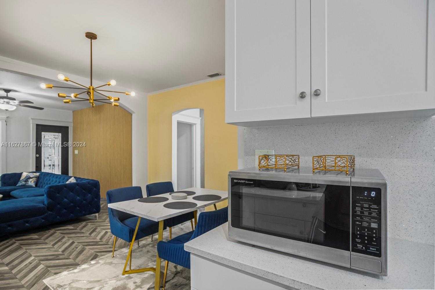 Small Image of 46 NE 43rd St, Miami, FL 33137, USA Number 14