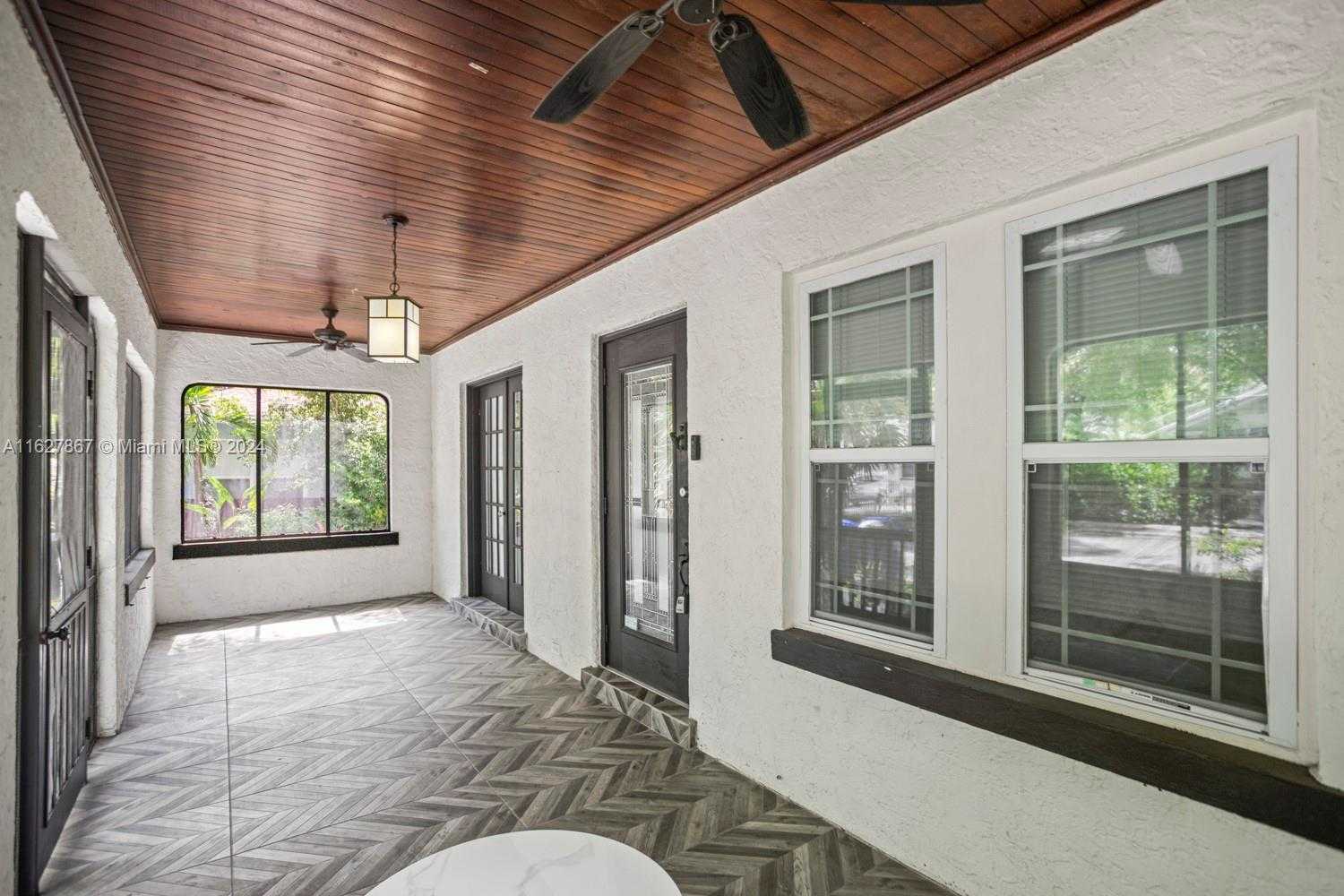 Small Image of 46 NE 43rd St, Miami, FL 33137, USA Number 41