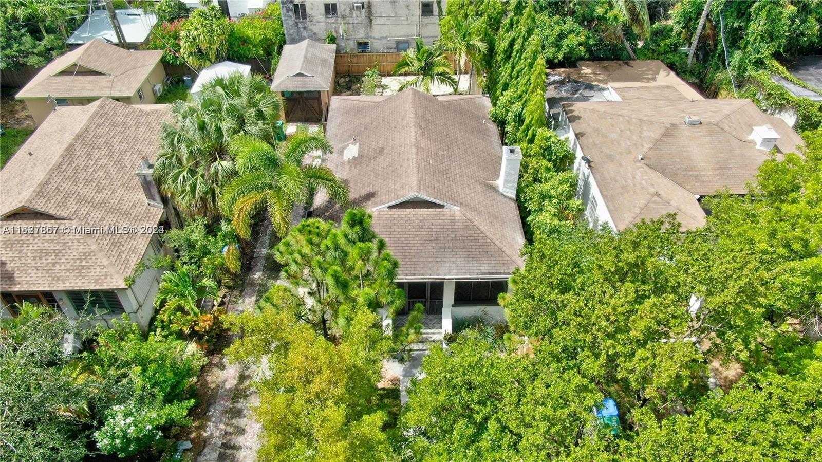 Small Image of 46 NE 43rd St, Miami, FL 33137, USA Number 44