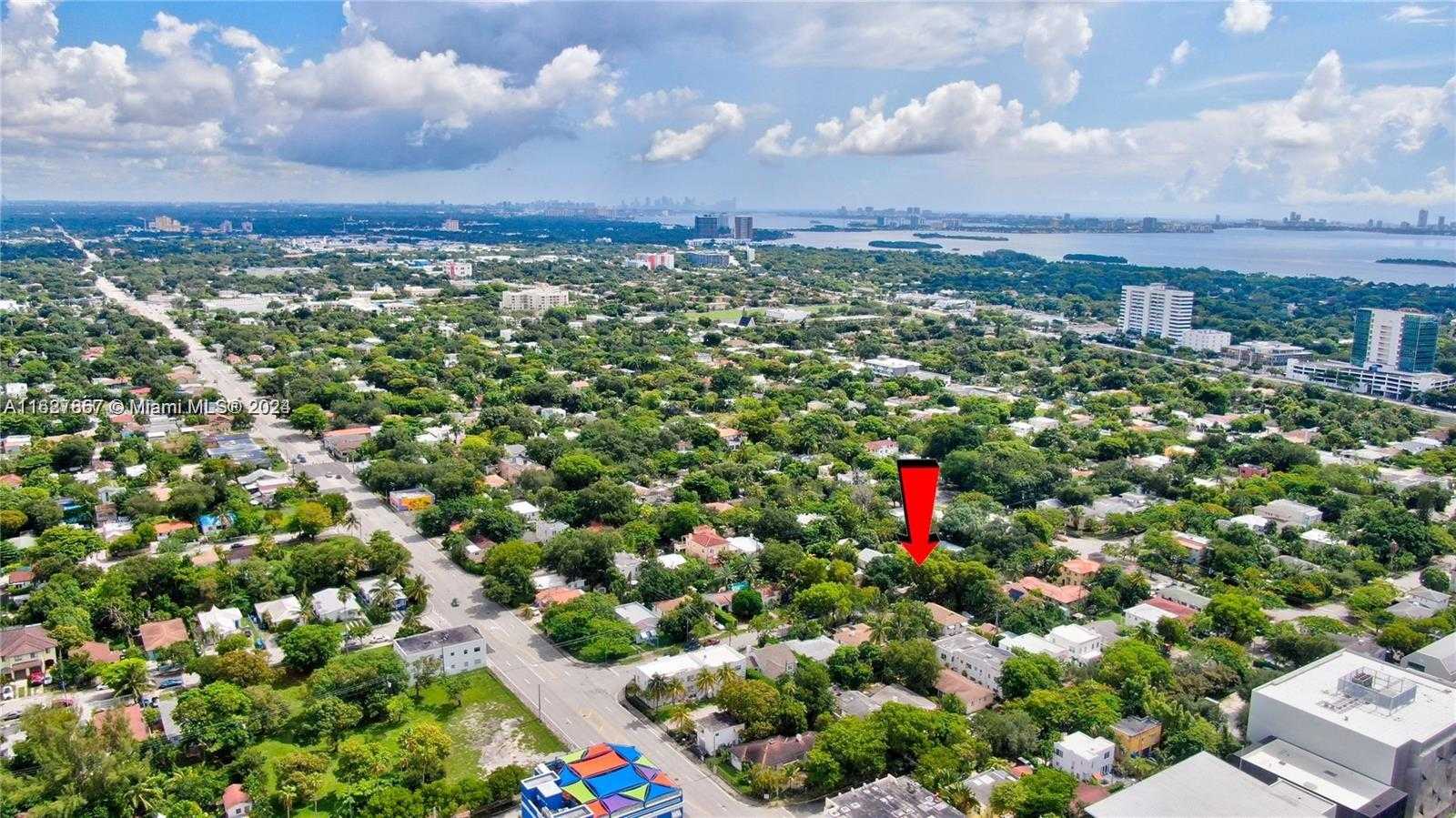 Small Image of 46 NE 43rd St, Miami, FL 33137, USA Number 46