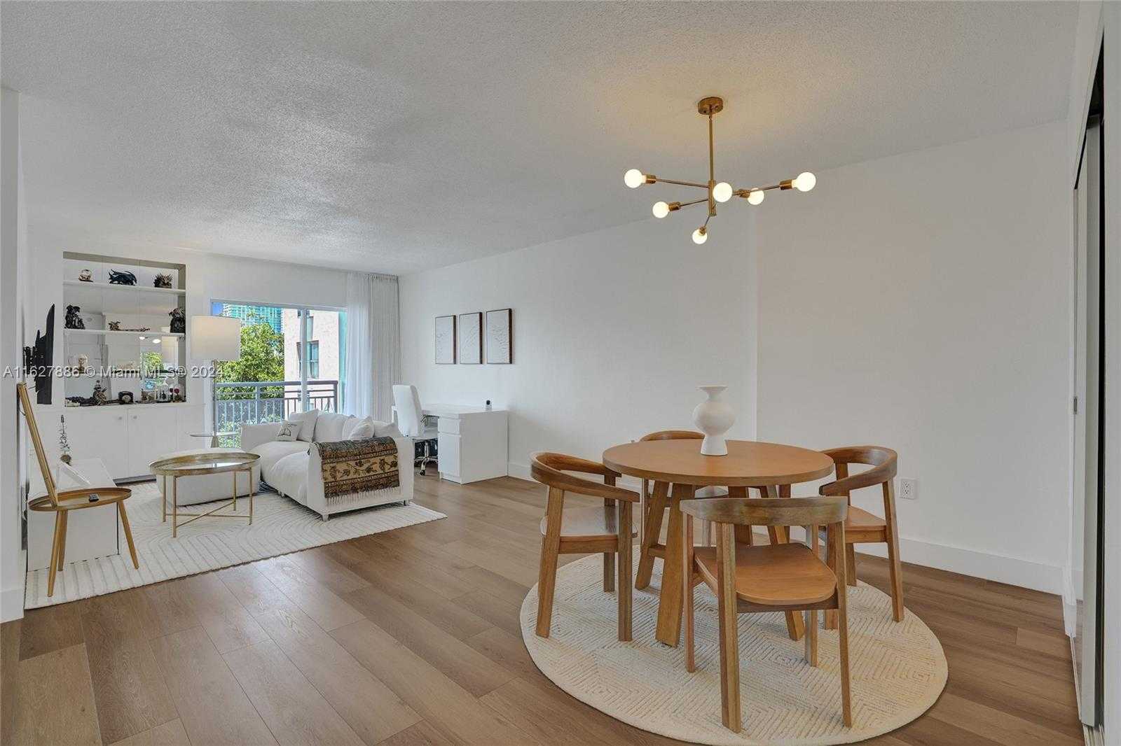 Small Image of 400 KINGS POINT DR #418, Sunny Isles Beach Number 2