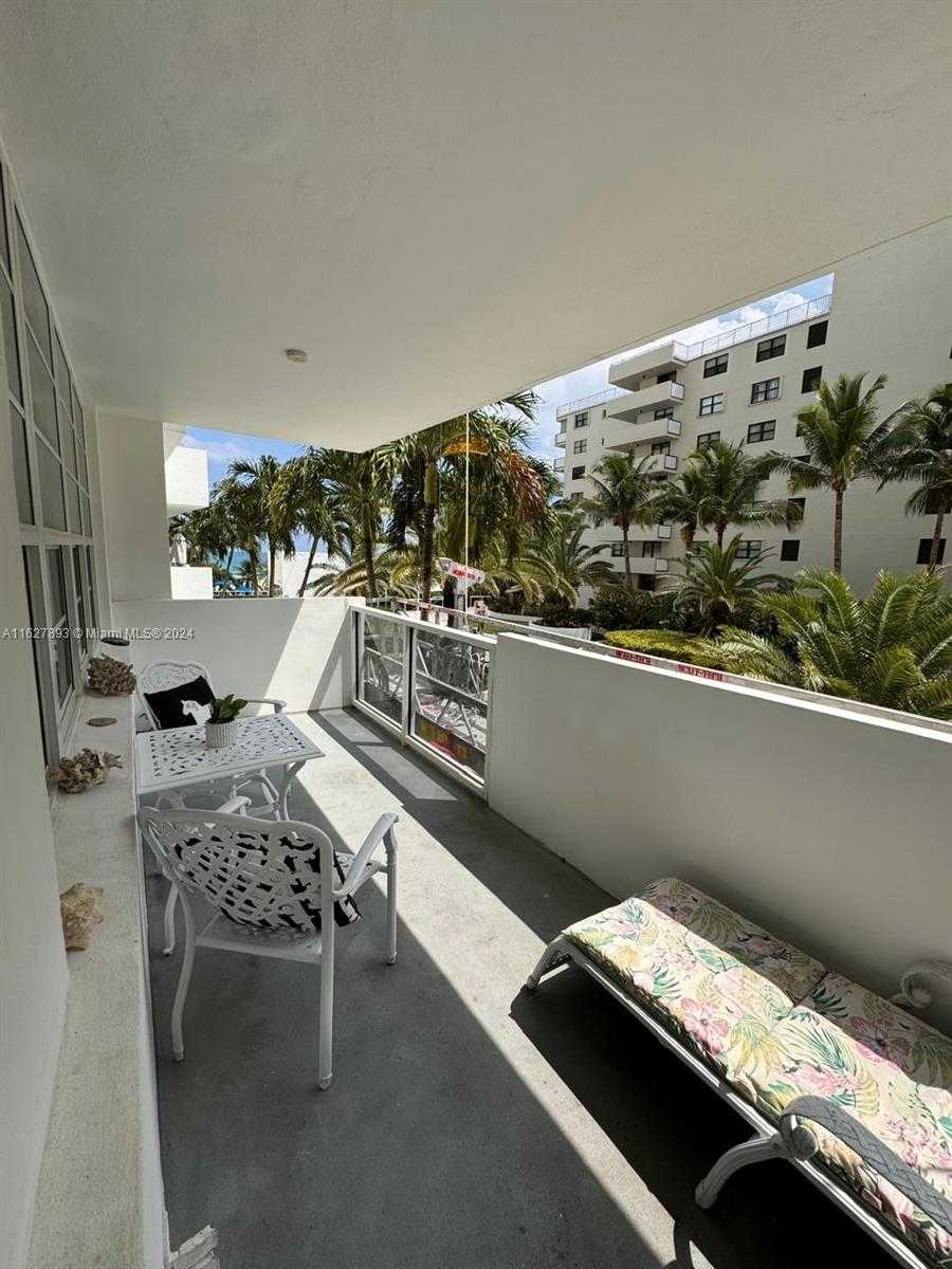 Small Image of 100 LINCOLN RD #430, Miami Beach Number 4