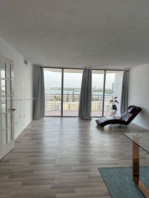 Small Image of 18041 BISCAYNE BLVD #1401, Aventura Number 12