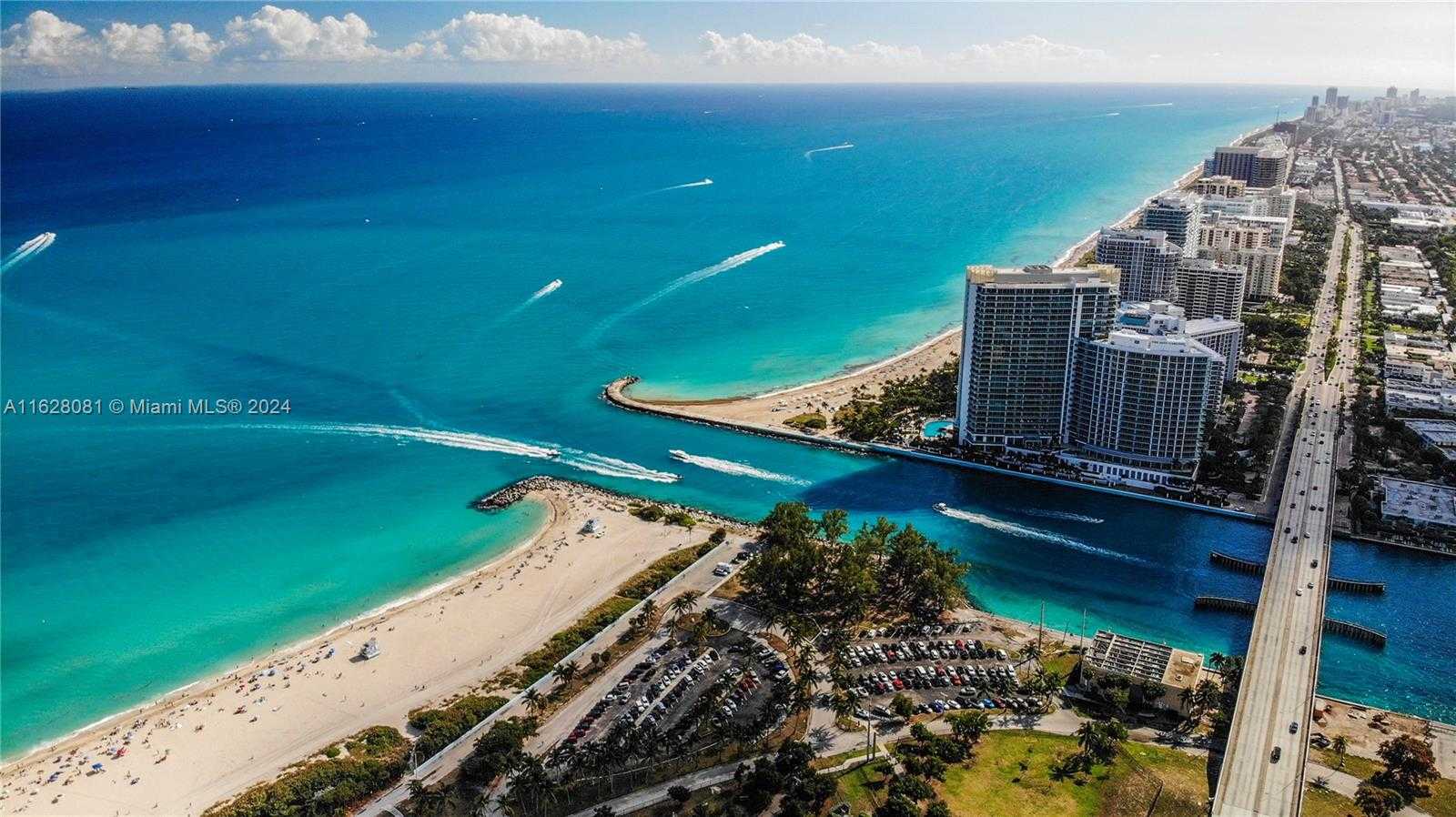 Small Image of 18041 BISCAYNE BLVD #1401, Aventura Number 33