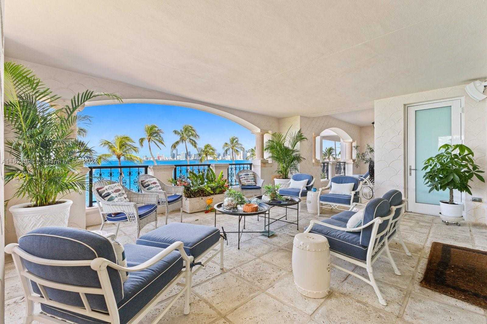 Small Image of 5221 FISHER ISLAND DR #5221, Miami Beach Number 2