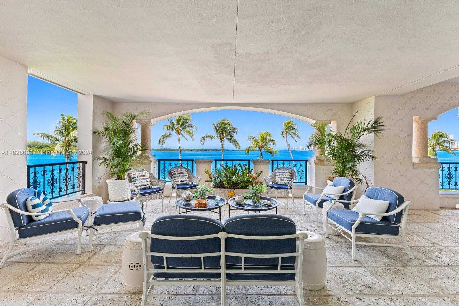 Small Image of 5221 FISHER ISLAND DR #5221, Miami Beach Number 4