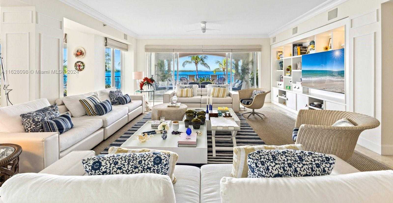 Small Image of 5221 FISHER ISLAND DR #5221, Miami Beach Number 8