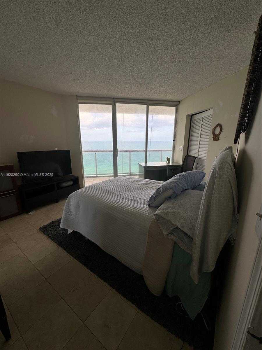 Small Image of 6767 COLLINS AVE #1509, Miami Beach Number 21