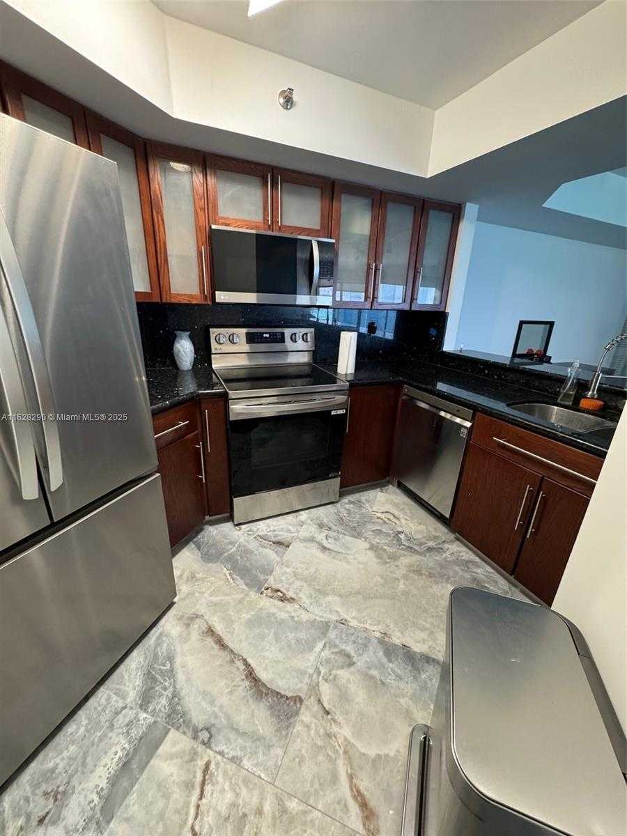 Small Image of 6767 COLLINS AVE #1509, Miami Beach Number 25