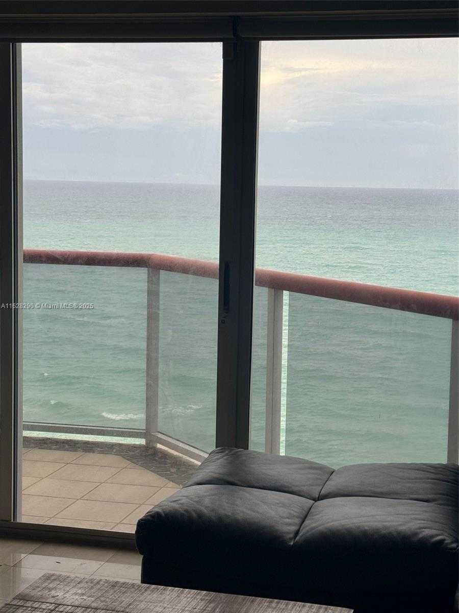 Small Image of 6767 COLLINS AVE #1509, Miami Beach Number 26