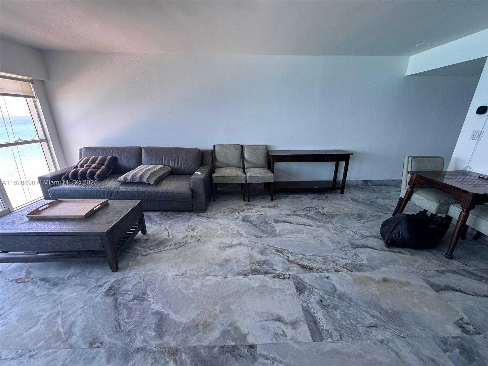 Small Image of 6767 COLLINS AVE #1509, Miami Beach Number 4