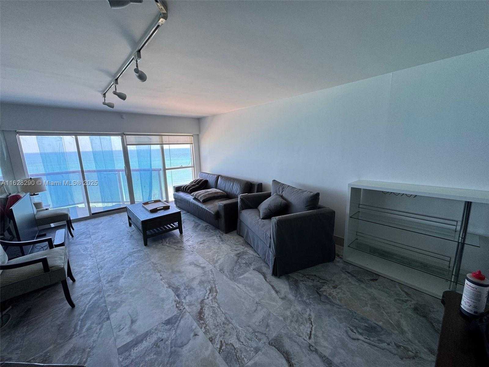 Small Image of 6767 COLLINS AVE #1509, Miami Beach Number 9