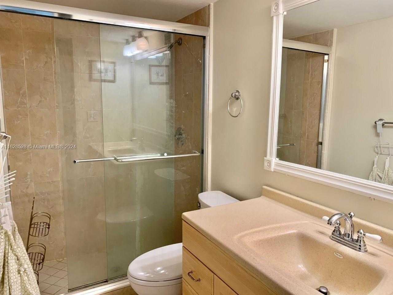 Small Image of 2030 SOUTH OCEAN DR #326, Hallandale Beach Number 10