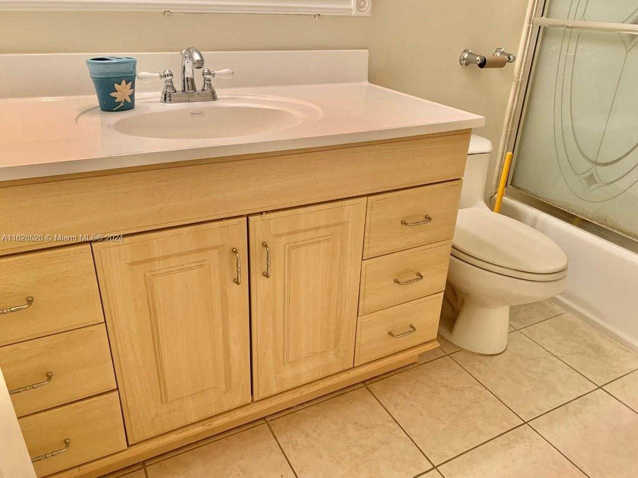 Small Image of 2030 SOUTH OCEAN DR #326, Hallandale Beach Number 13