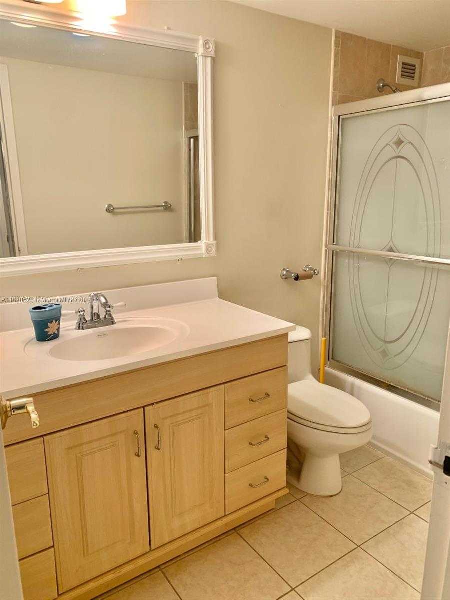 Small Image of 2030 SOUTH OCEAN DR #326, Hallandale Beach Number 14