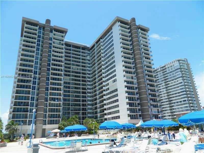Small Image of 2030 SOUTH OCEAN DR #326, Hallandale Beach Number 16