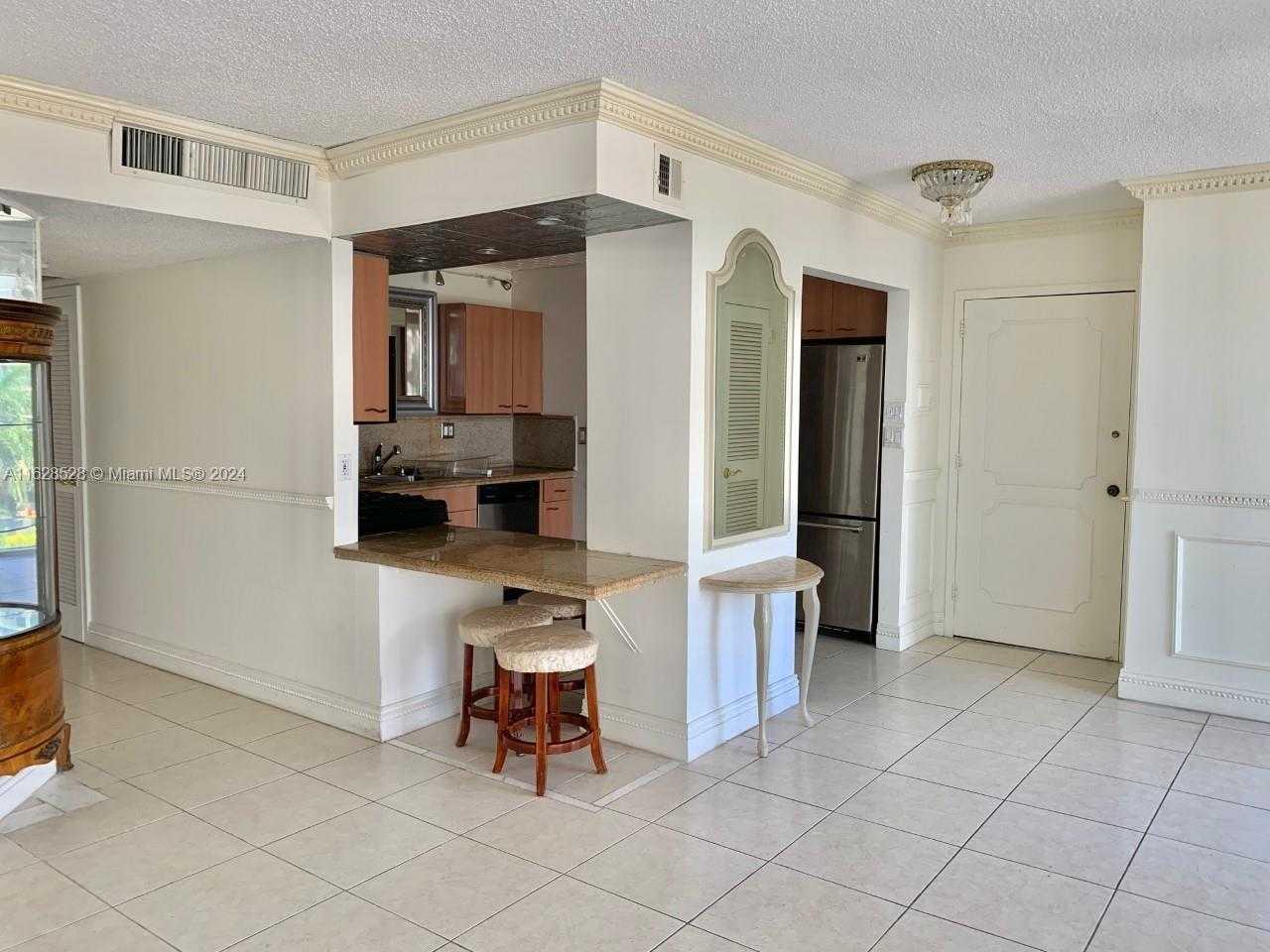 Small Image of 2030 SOUTH OCEAN DR #326, Hallandale Beach Number 2