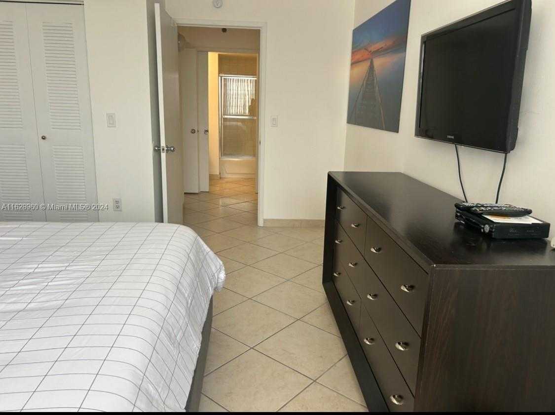 Small Image of 19999 EAST COUNTRY CLUB DR #1501, Aventura Number 13