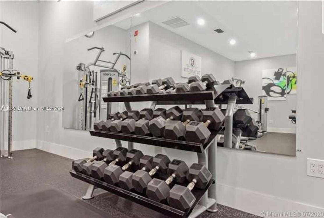 Small Image of 19999 EAST COUNTRY CLUB DR #1501, Aventura Number 26
