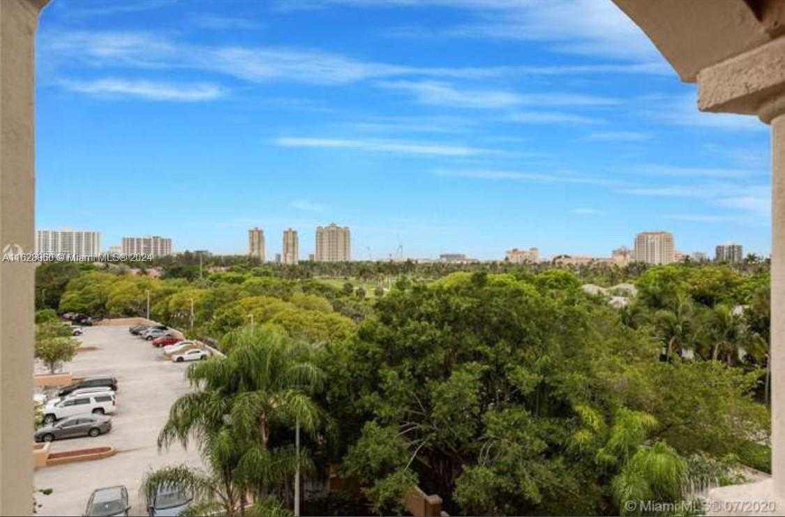 Small Image of 19999 EAST COUNTRY CLUB DR #1501, Aventura Number 3
