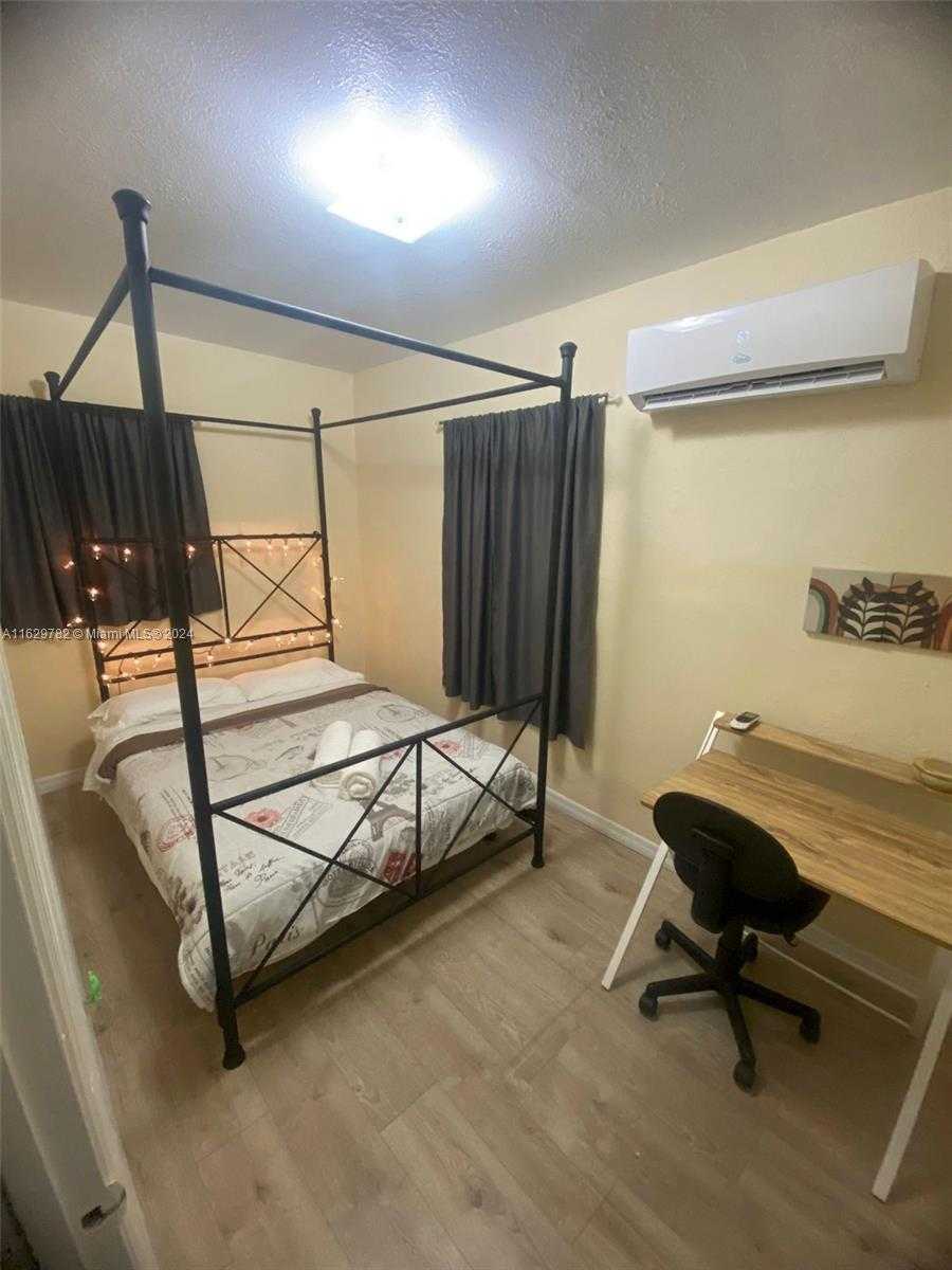 Small Image of 2720 NORTH WEST 29TH ST #2720, Miami Number 23
