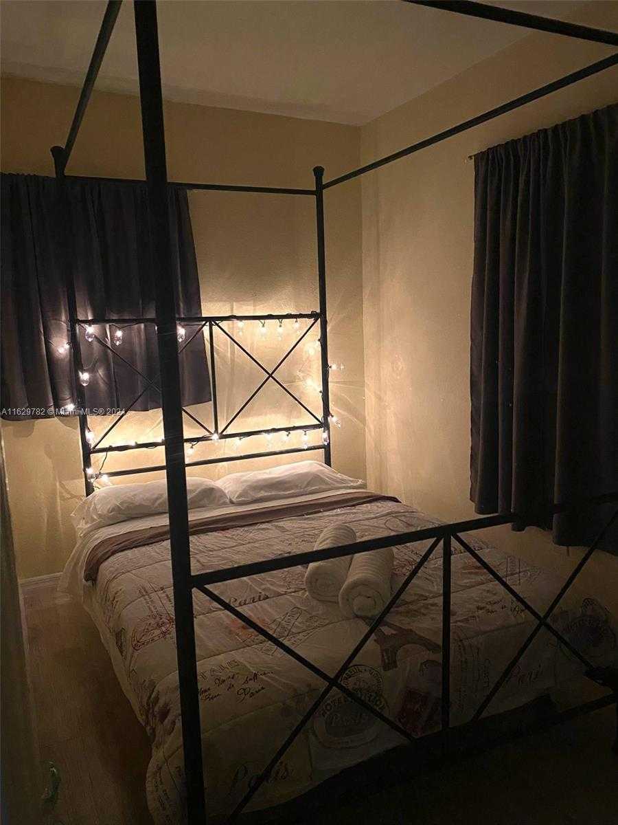 Small Image of 2720 NORTH WEST 29TH ST #2720, Miami Number 26