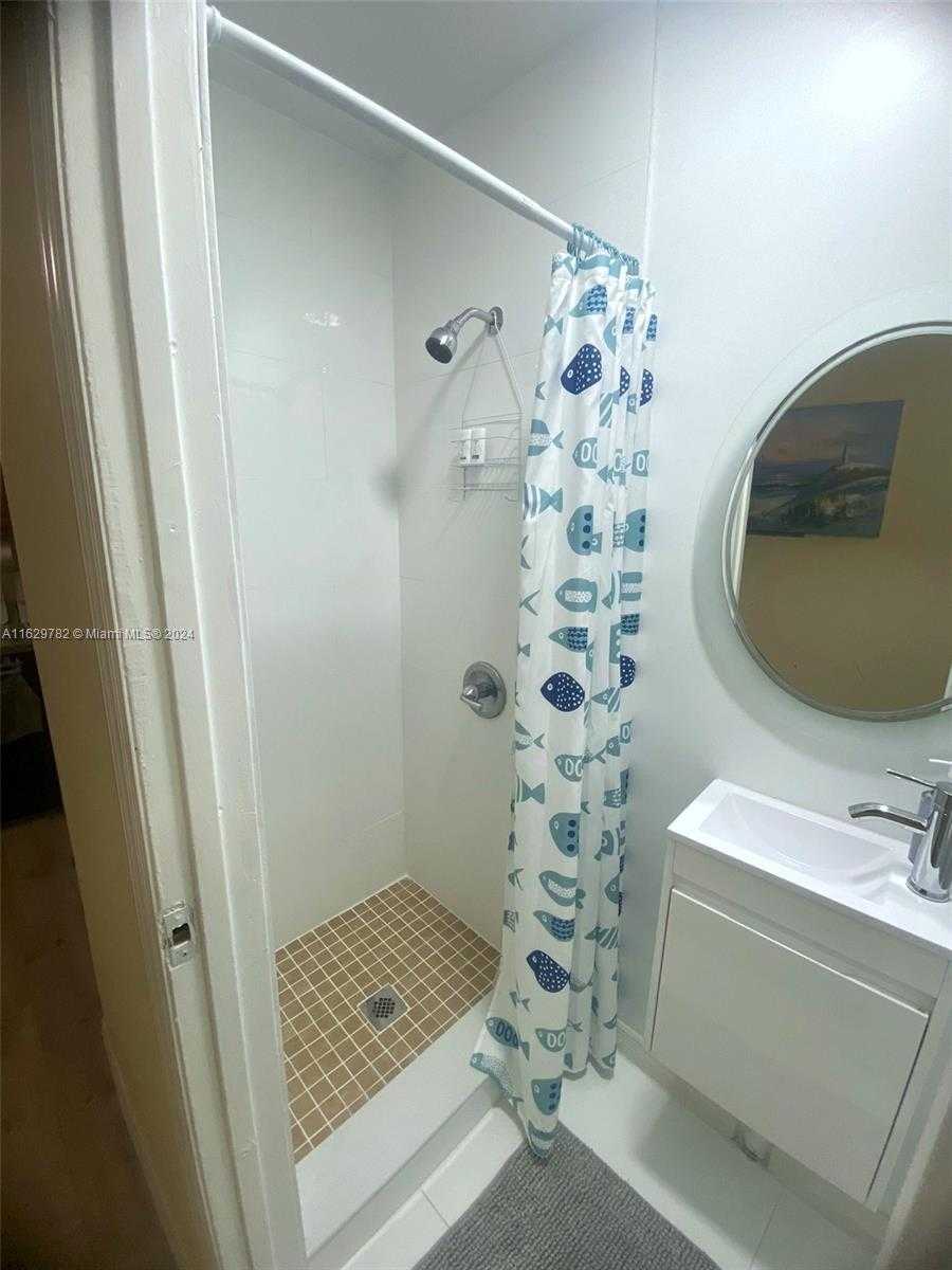 Small Image of 2720 NORTH WEST 29TH ST #2720, Miami Number 27
