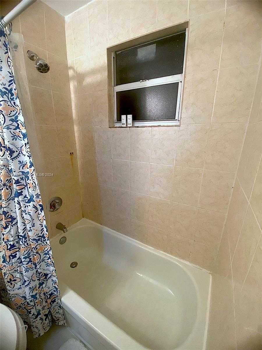 Small Image of 2720 NORTH WEST 29TH ST #2720, Miami Number 29