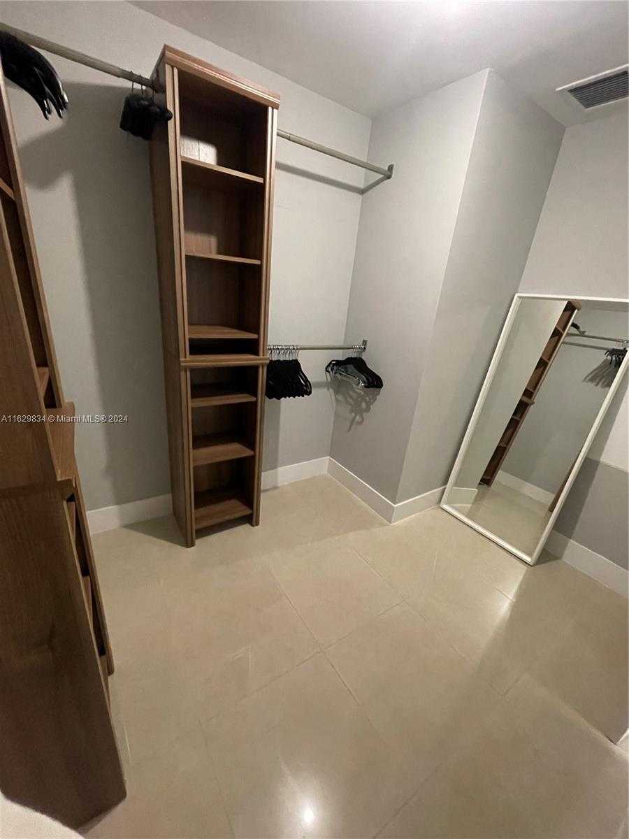 Small Image of 3250 NORTH EAST 1ST AVE #818, Miami Number 24