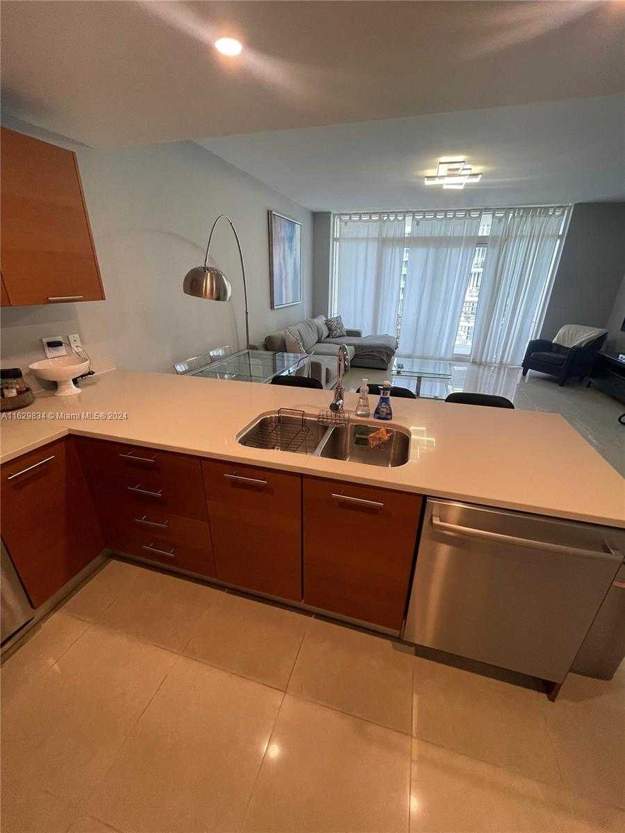 Small Image of 3250 NORTH EAST 1ST AVE #818, Miami Number 26