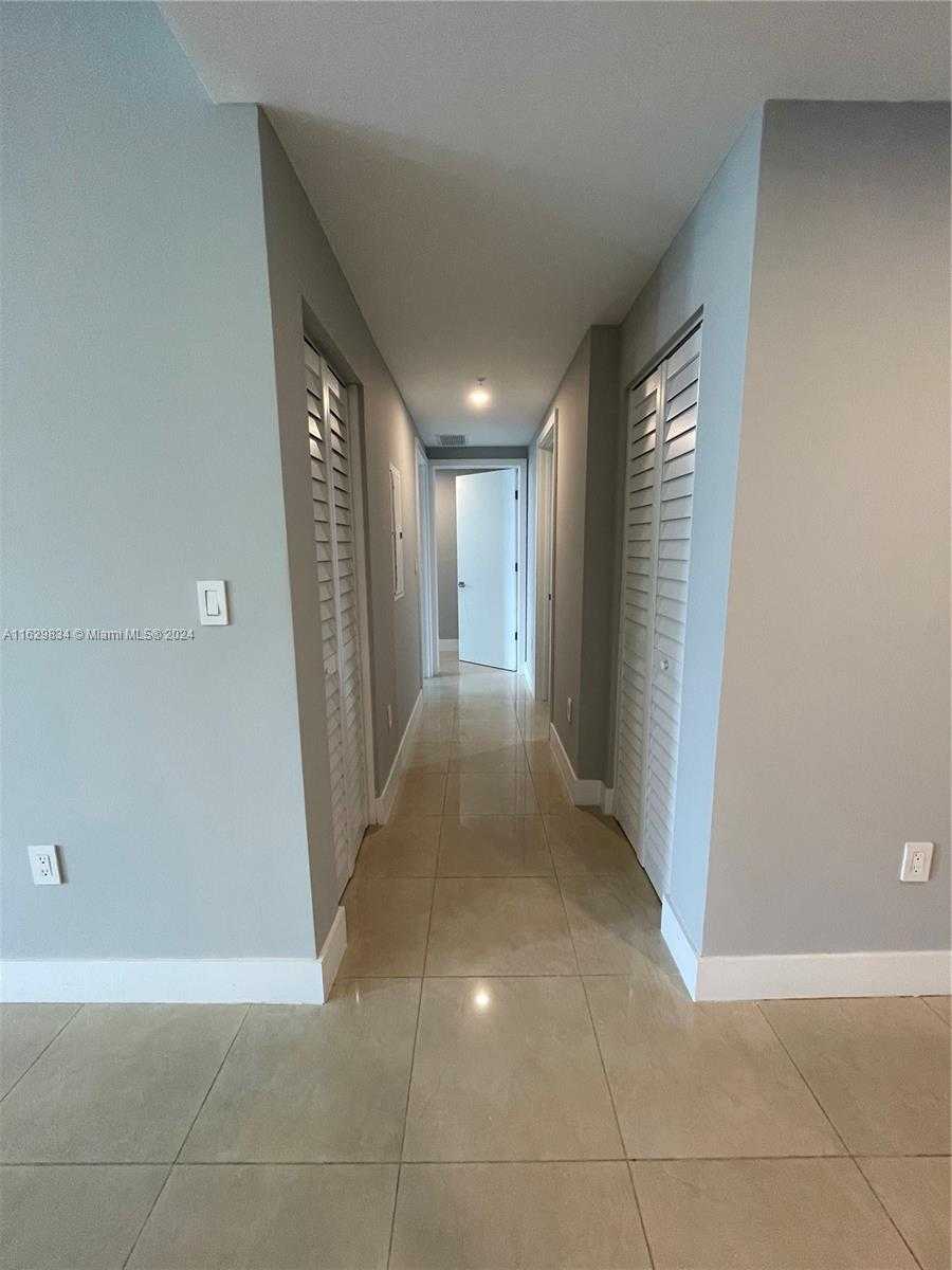 Small Image of 3250 NORTH EAST 1ST AVE #818, Miami Number 30