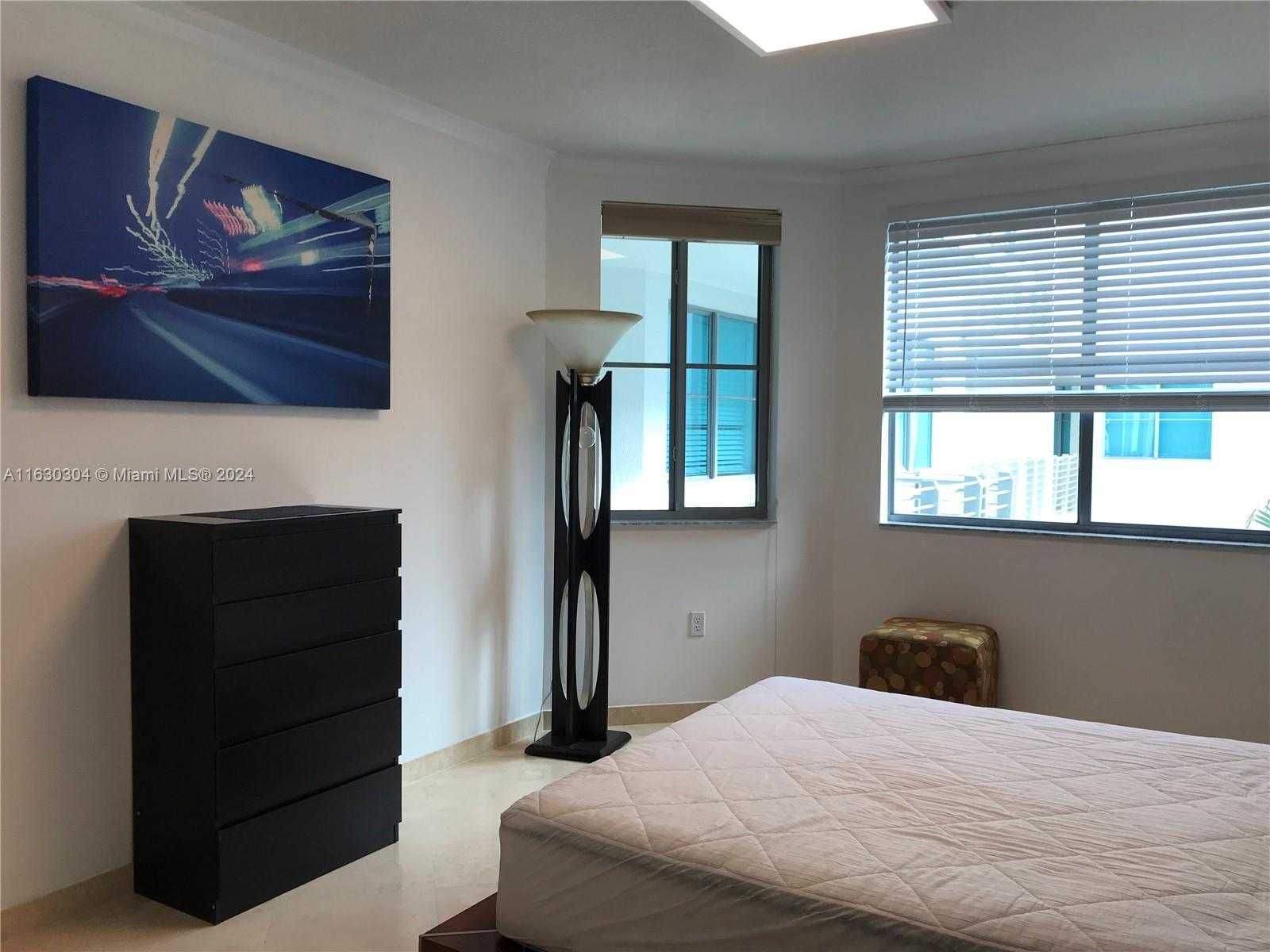 Small Image of 110 WASHINGTON AVE #1614, Miami Beach Number 11