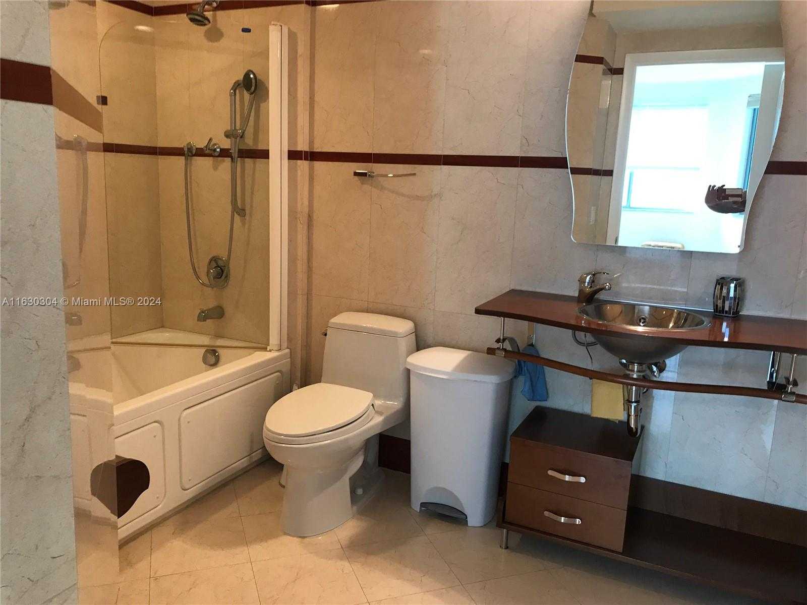 Small Image of 110 WASHINGTON AVE #1614, Miami Beach Number 13
