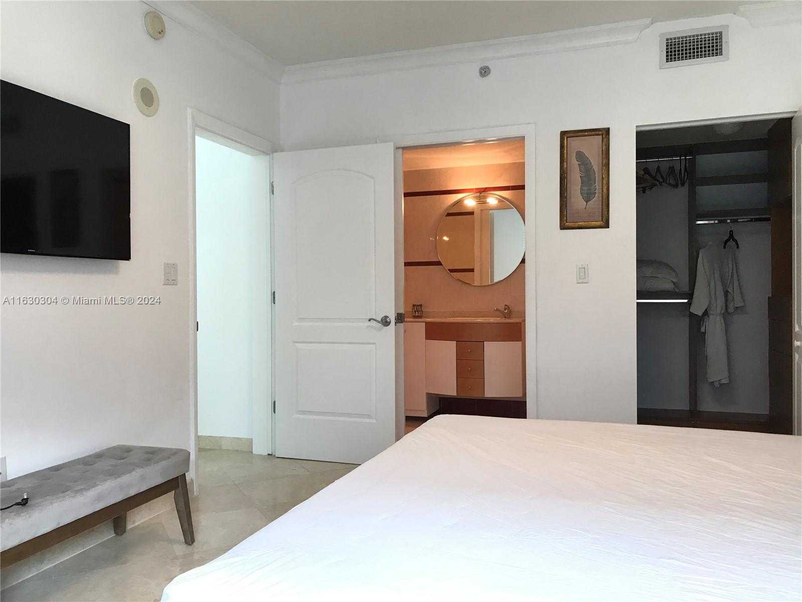 Small Image of 110 WASHINGTON AVE #1614, Miami Beach Number 15