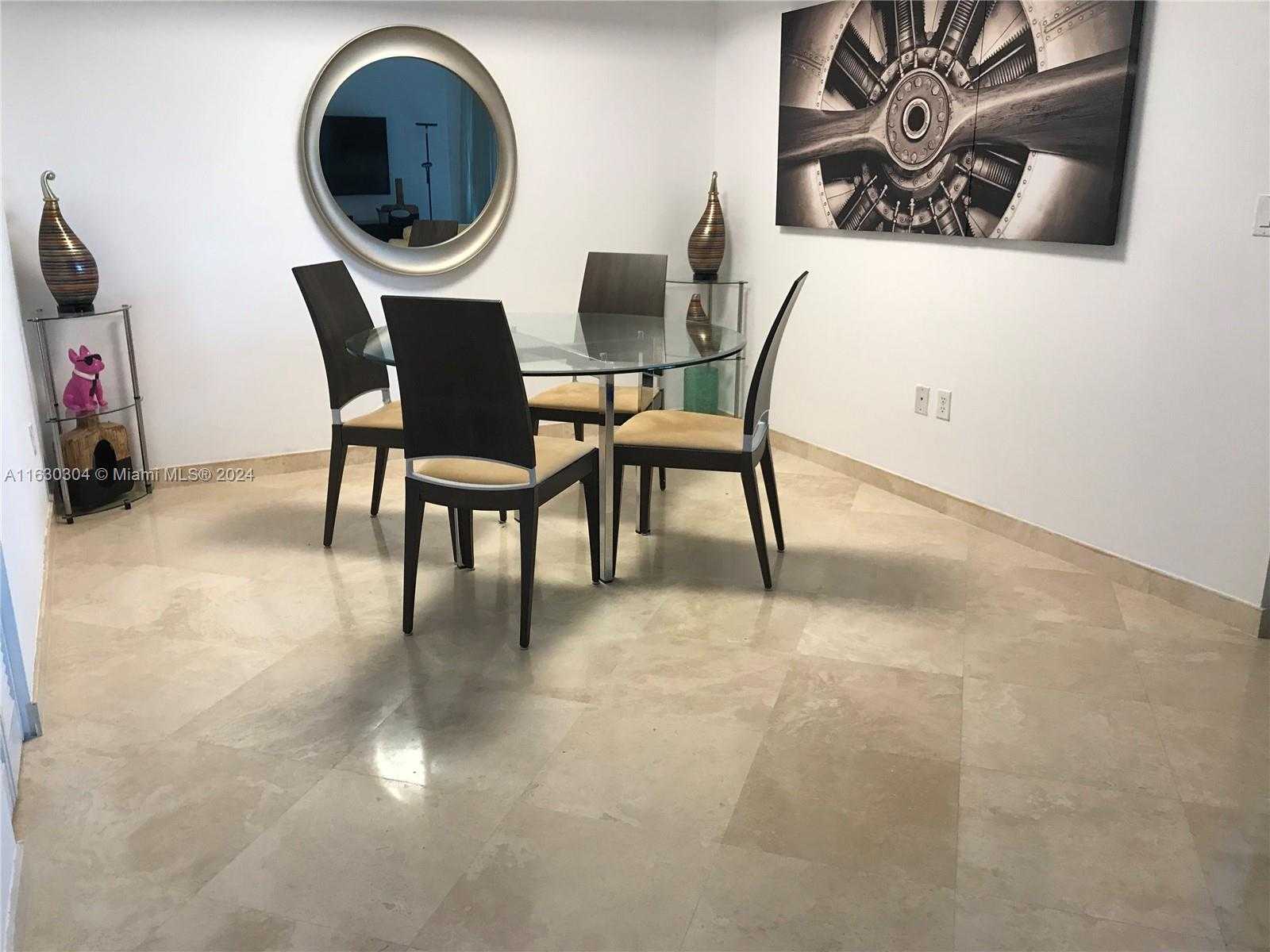 Small Image of 110 WASHINGTON AVE #1614, Miami Beach Number 4
