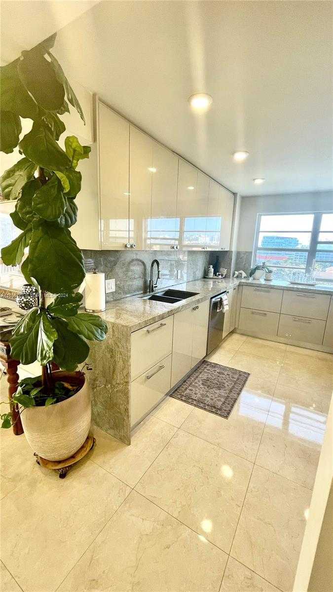 Small Image of 2851 NORTH EAST 183RD ST #802E, Aventura Number 11