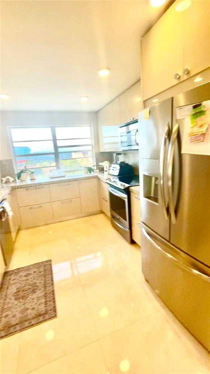 Small Image of 2851 NORTH EAST 183RD ST #802E, Aventura Number 22