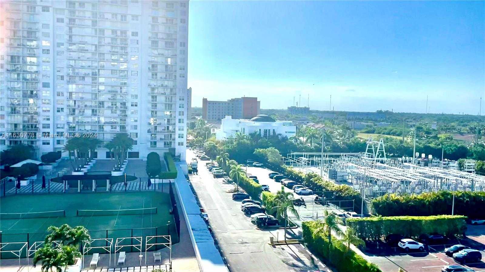 Small Image of 2851 NORTH EAST 183RD ST #802E, Aventura Number 5