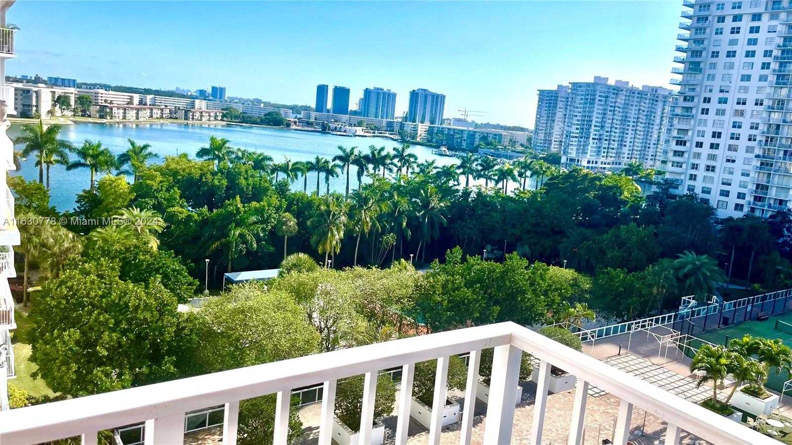 Small Image of 2851 NORTH EAST 183RD ST #802E, Aventura Number 6