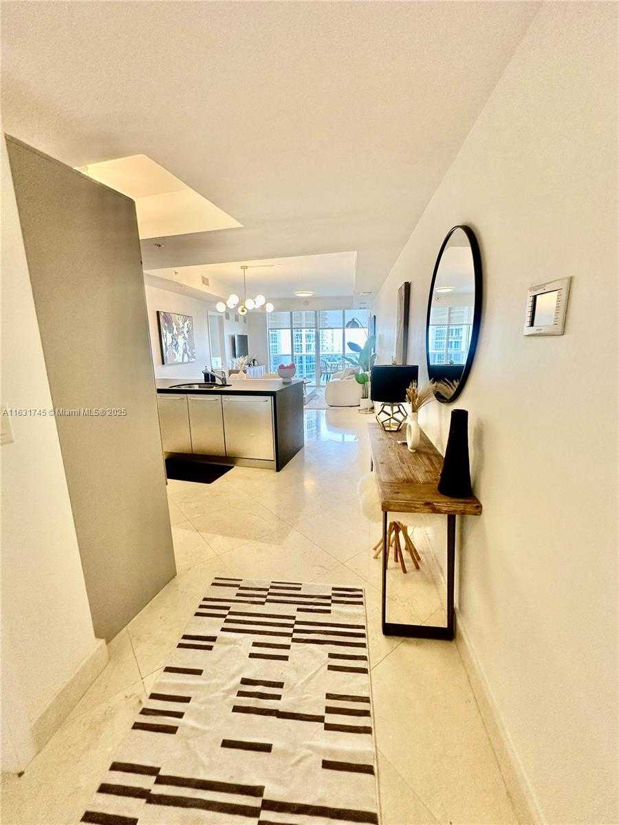 Small Image of Trump Royale, 18201 Collins Ave, Sunny Isles Beach, FL 33160, USA Number 22
