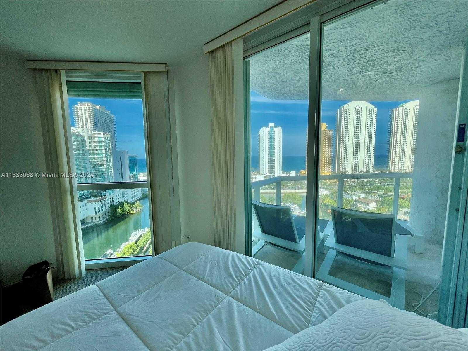 Small Image of 16500 #1652, Sunny Isles Beach Number 20