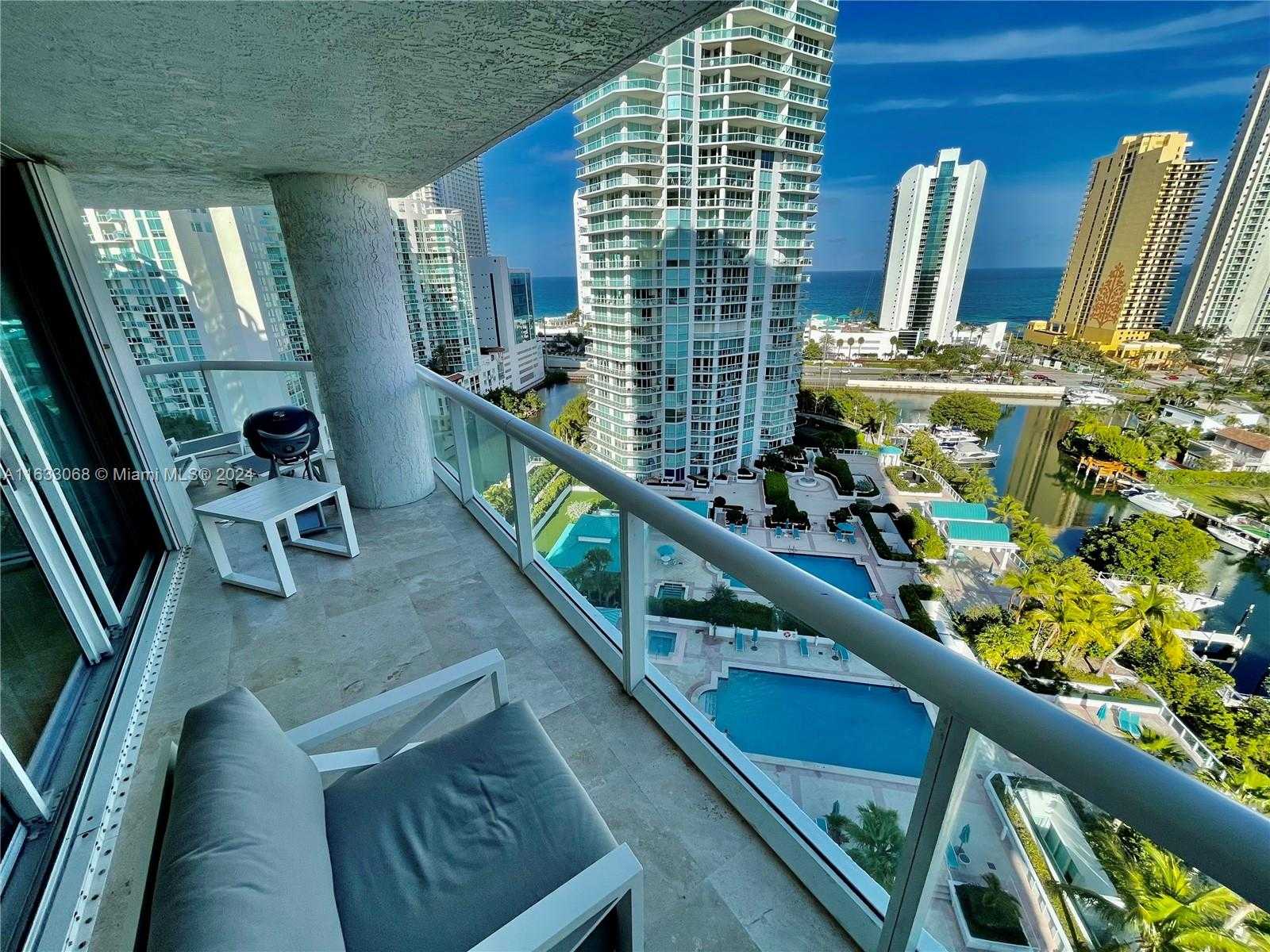 Small Image of 16500 #1652, Sunny Isles Beach Number 25