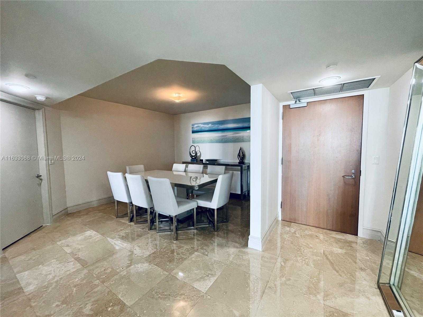 Small Image of 16500 #1652, Sunny Isles Beach Number 5