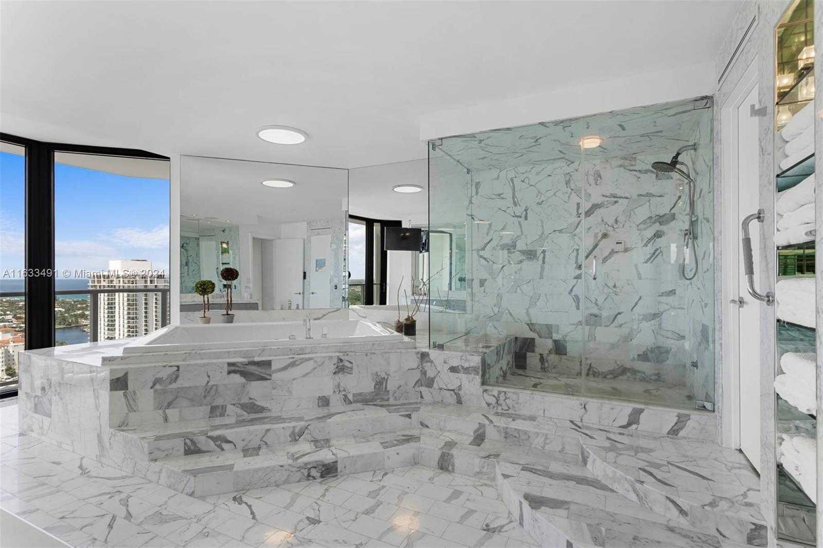 Small Image of 19500 TURNBERRY WAY #27-AB, Aventura Number 24