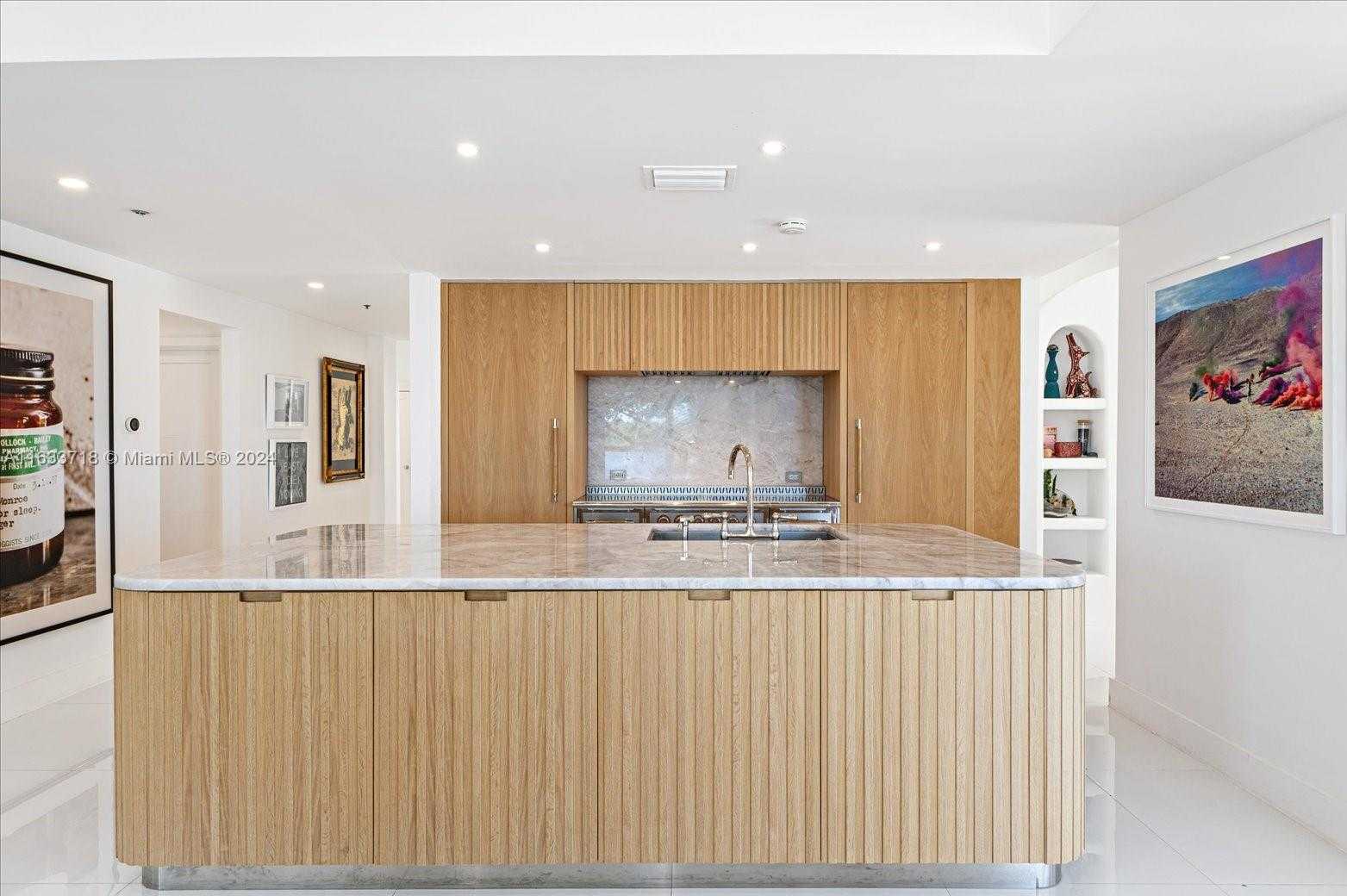 Small Image of 2411 FISHER ISLAND DR #5101, Miami Beach Number 11