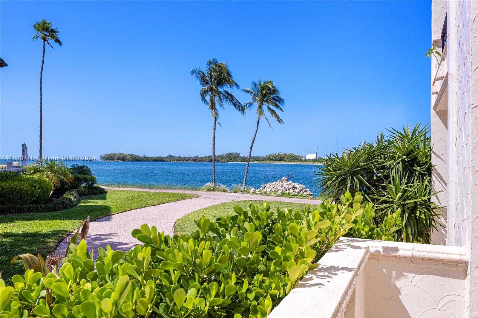 Small Image of 2411 FISHER ISLAND DR #5101, Miami Beach Number 16