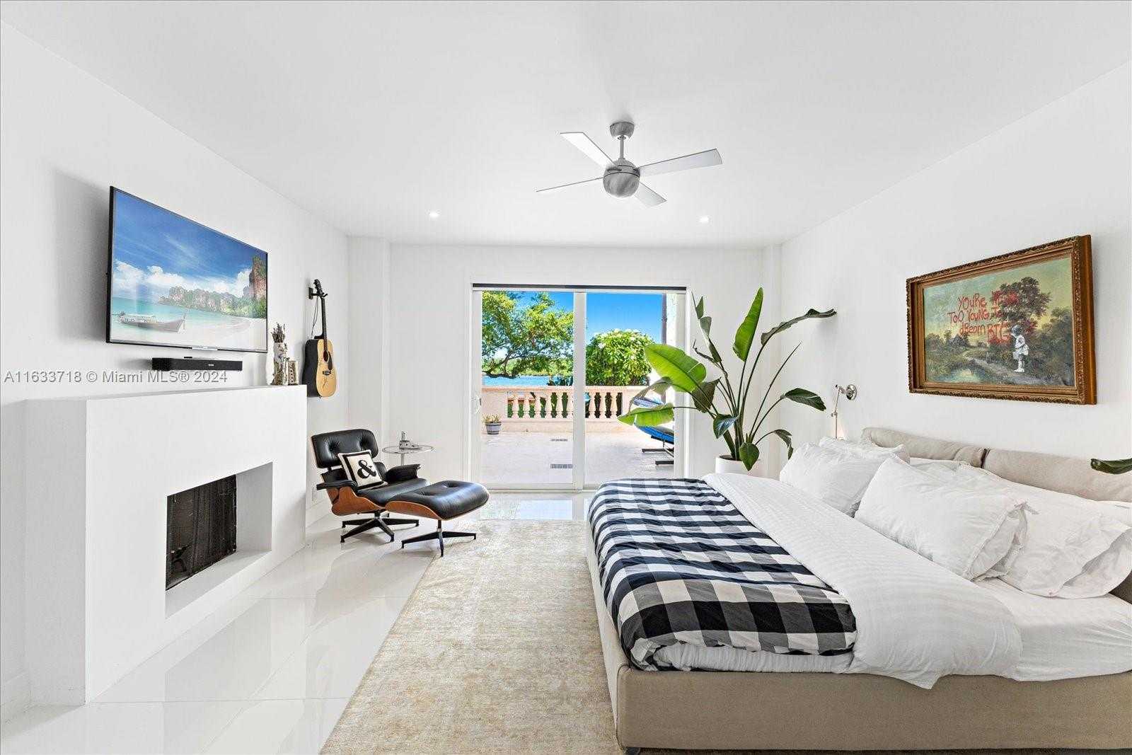 Small Image of 2411 FISHER ISLAND DR #5101, Miami Beach Number 20