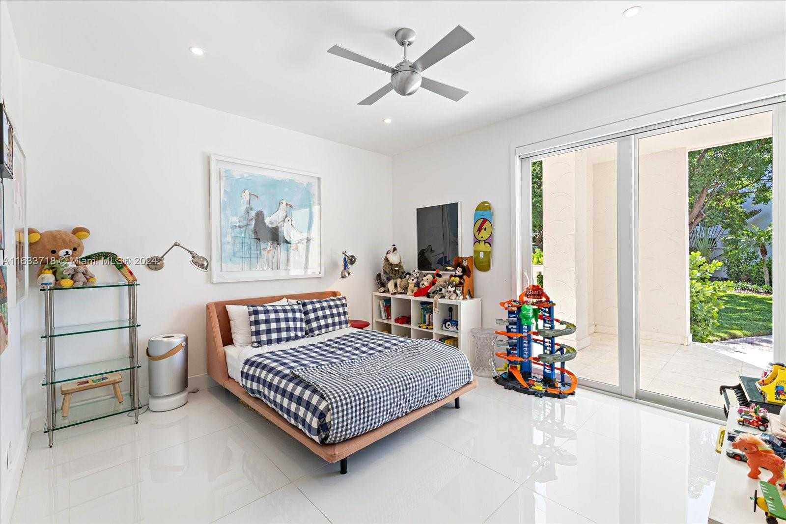 Small Image of 2411 FISHER ISLAND DR #5101, Miami Beach Number 33